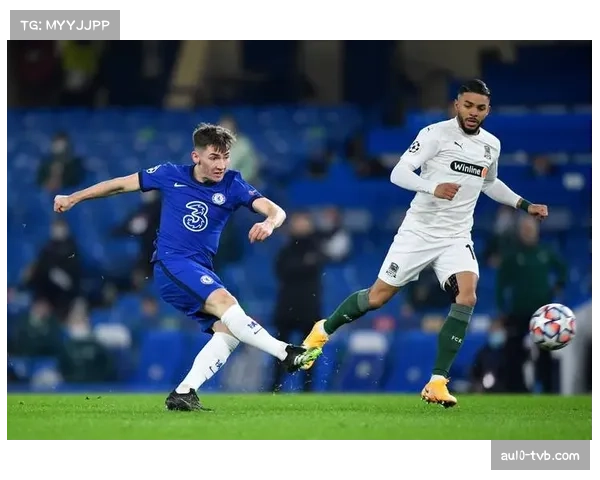 伤病报告：切尔西主力中卫因参与定位球进攻时碰撞受伤离场